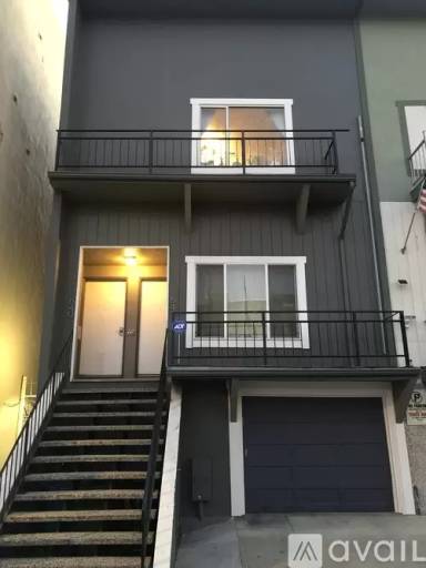 Main picture of 649 Capp St