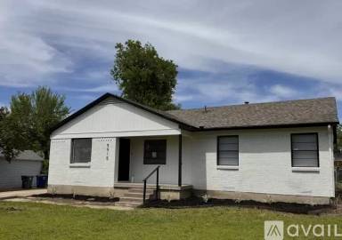 Main picture of 9915 Chireno St