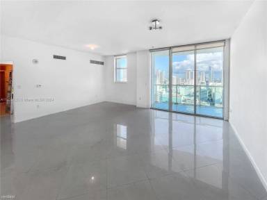 Main picture of Brickell on the River