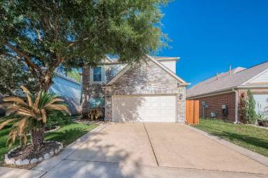 Main picture of 15514 Elm Leaf Pl