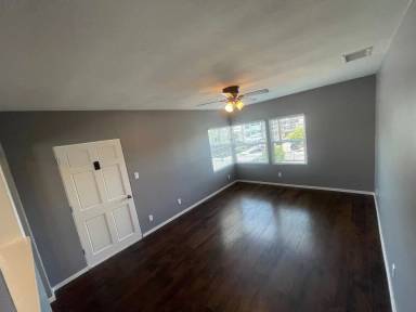 Main picture of 2210 3rd Ave