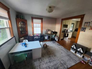 Main picture of 158 Main St