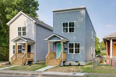 Main picture of 3012 Groveland Ave