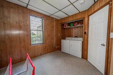 Main picture of 721 Wells St