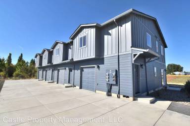 Main picture of 222 28th Ave SE