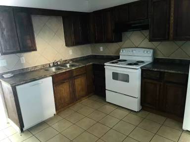 Main picture of 1015 N 14th St