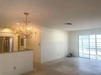 Main picture of 554 Sutton Pl