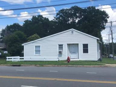 Main picture of 402 N Broad St