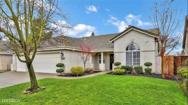 Main picture of 4239 Pinehurst Cir