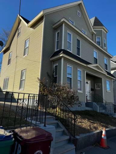 Main picture of 63 Mount Vernon St