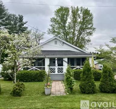 Main picture of 87 Poplar St