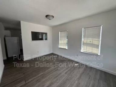 Main picture of 2223 Jb Jackson Jr Blvd