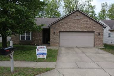 Main picture of 868 Flying Sun Dr