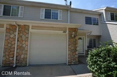 Main picture of 3799 Village Run Dr