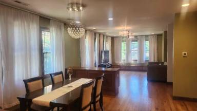 Main picture of 428 Breezewood Dr