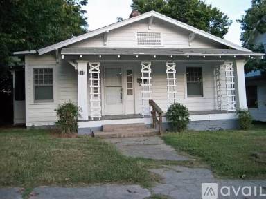 Main picture of 905 Caldwell St