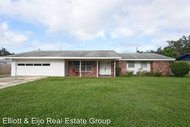 Main picture of 1735 Petersburg Ave