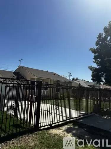 Main picture of 7038 Yarmouth Ave