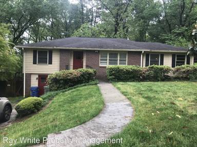 Main picture of 3521 Rockhaven Cir NE