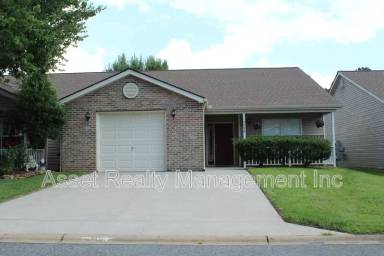Main picture of 10008 Greylock Way