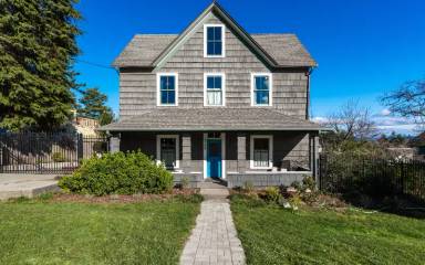 Main picture of 1104 Madison St
