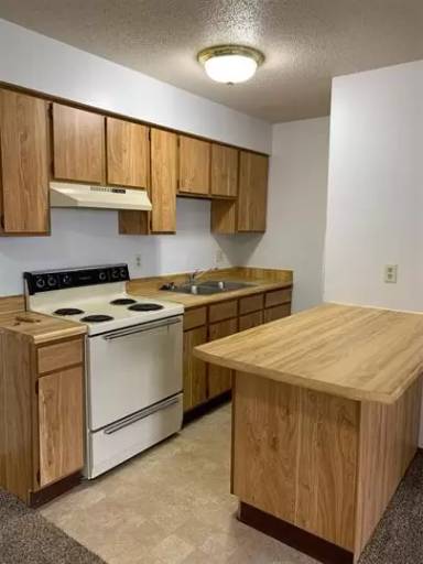 Main picture of 1104 10th Ave N - 07