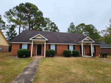 Main picture of 150 Westcott Ln