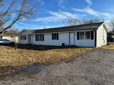 Main picture of 818 Wix Ln