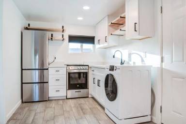 Main picture of 322 N 17th Dr