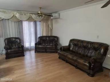 Main picture of 8029 138th St