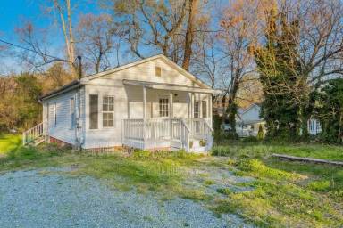 Main picture of 218 Walker Ave