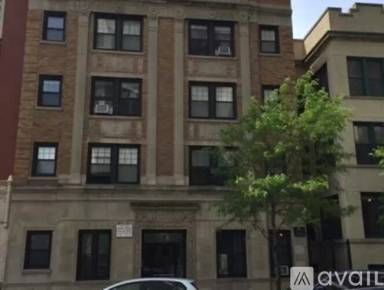 Main picture of 511 W Belmont Ave