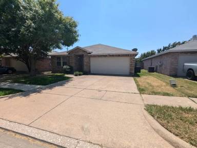 Main picture of 8408 Jacaranda Way