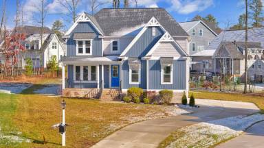 Main picture of 15401 Adelay Ct