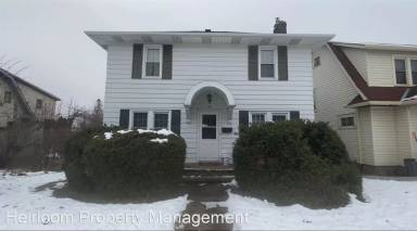 Main picture of 1932 Lawn St