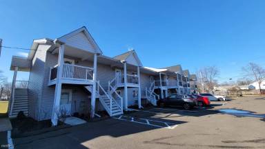 Main picture of 129 Cosey Beach Ave