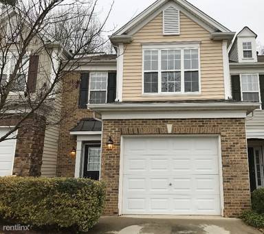 Main picture of 7042 Racine Way