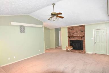Main picture of 307 Rail Fence Ct