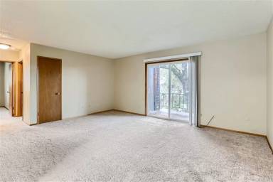 Main picture of 4628 SW Condor Ave