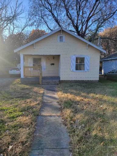 Main picture of 541 S Park Ave
