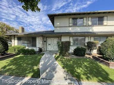 Main picture of 161 Greentree Ln