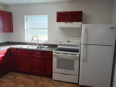 Main picture of 5430 Charles St