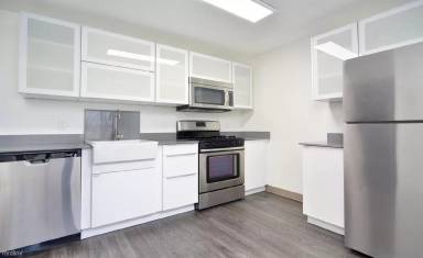 Main picture of 11 Darling St