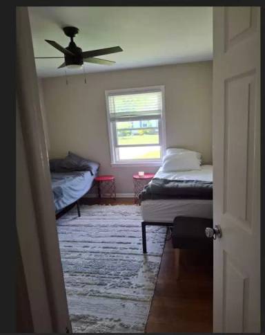 Main picture of 953 Bryn Mawr Ave