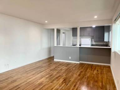 Main picture of 3771 Vinton Ave
