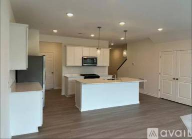 Main picture of 10374 Glacier Ln N