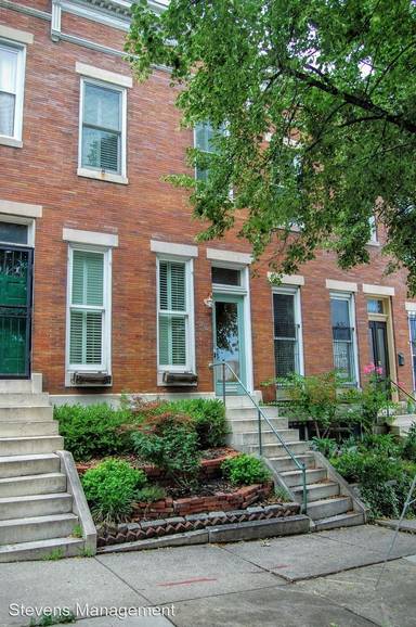 Main picture of 216 E Eager St