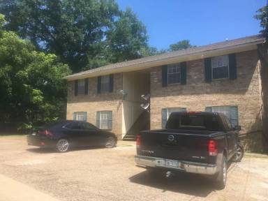 Main picture of 302 S Green St