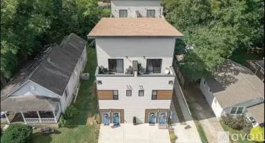 Main picture of 1113 Greenleaf Ave