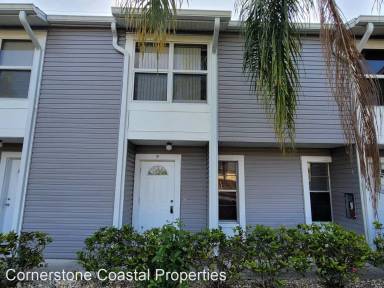 Main picture of 4703 SW Santa Barbara Pl